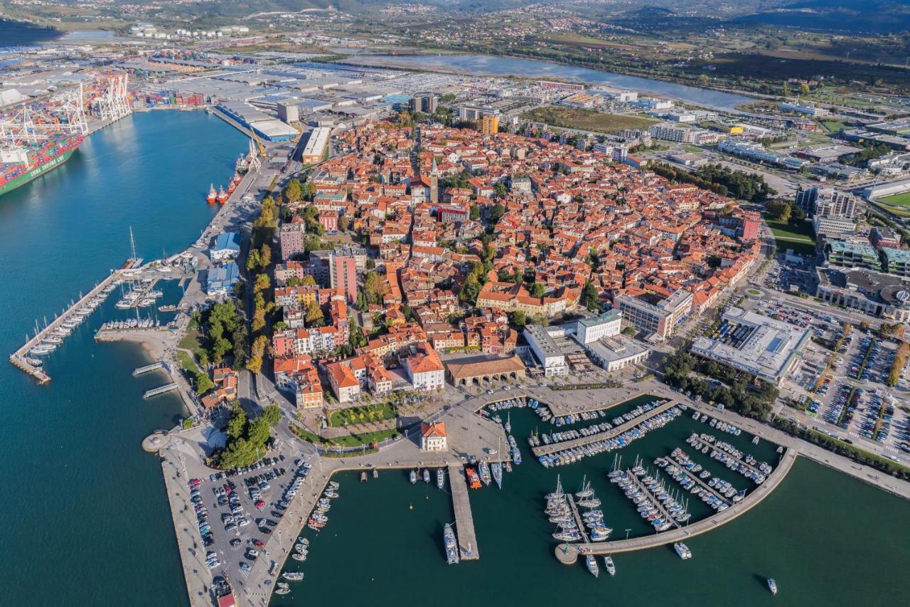 Apartma Veneziano Apartment Koper Exterior photo